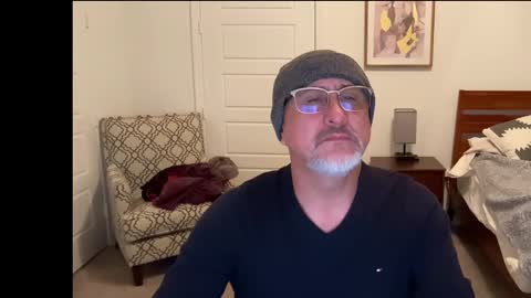 Snapshot of latinnous chatting on 01.19.26 QS - INDEPENDENT MODEL online show from 01.19.26