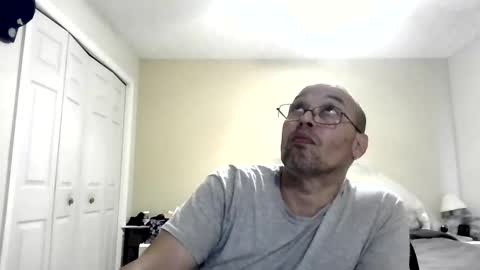 Snapshot of latinoinfla chatting on 05.31.26 latinoinfla online show from 05.31.26