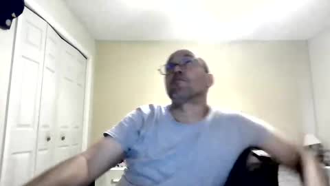 Snapshot of latinoinfla chatting on 05.31.26 latinoinfla online show from 05.31.26
