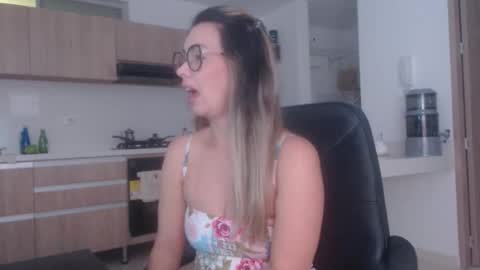 latinpaprika online show from 03.29.26