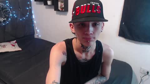 Snapshot of latins_boys_20 chatting on 12.30.24 NICK online show from 12.30.24