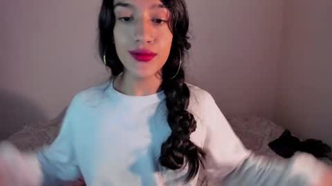 Snapshot of latinsecretfantasy chatting on 02.17.25 latinsecretfantasy online show from 02.17.25