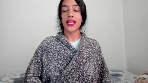 Snapshot of latinsecretfantasy chatting on 03.04.25 latinsecretfantasy online show from 03.04.25