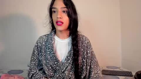 Snapshot of latinsecretfantasy chatting on 03.05.25 latinsecretfantasy online show from 03.05.25