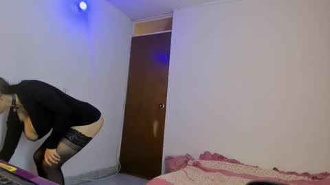 LatinSweetx 19 online show from 02.21.26