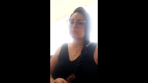 Snapshot of latinwishes chatting on 02.25.26 Julieta online show from 02.25.26