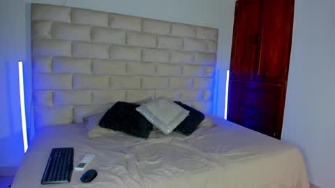 LEANDRO online show from 03.16.26