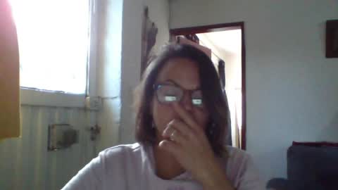 Laura online show from 06.14.26