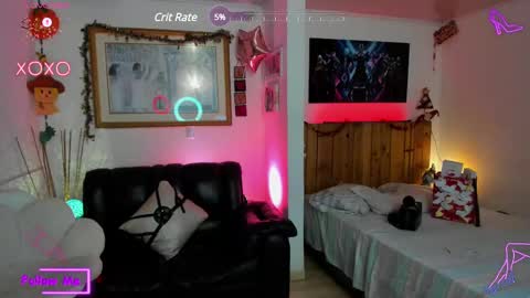 Snapshot of laujgray chatting on 02.13.25 laujgray online show from 02.13.25