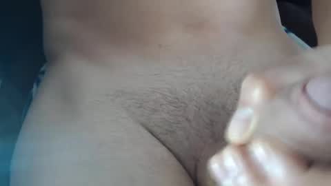 Snapshot of launeeee1 chatting on 01.05.25 launeeee1 online show from 01.05.25