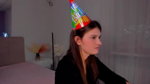 Laura online show from 03.01.25