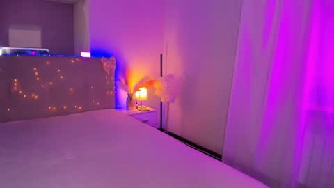 Laura online show from 04.07.26