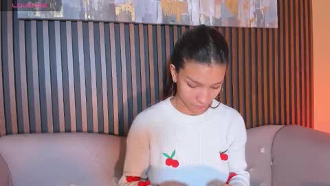 Laura online show from 09.18.25