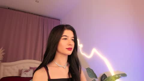 Laura online show from 03.25.26