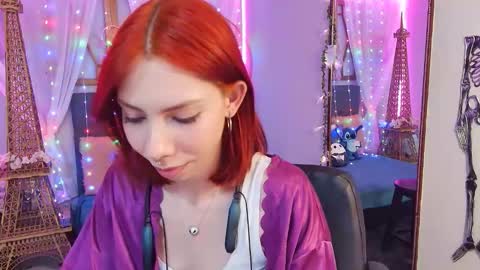 Snapshot of laura_olssen chatting on 01.31.25 Kate online show from 01.31.25