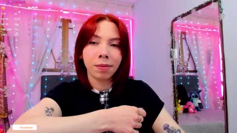 Snapshot of laura_olssen chatting on 09.26.25 Kate online show from 09.26.25
