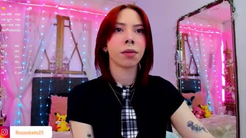 Snapshot of laura_olssen chatting on 10.16.25 Kate online show from 10.16.25