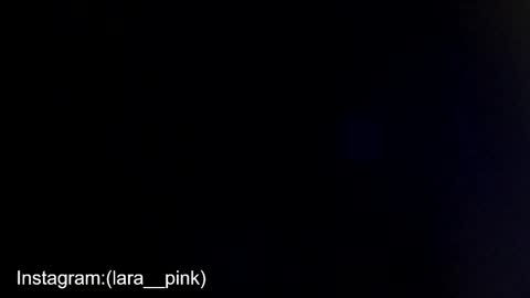 laura_pink01 online show from 12.24.24