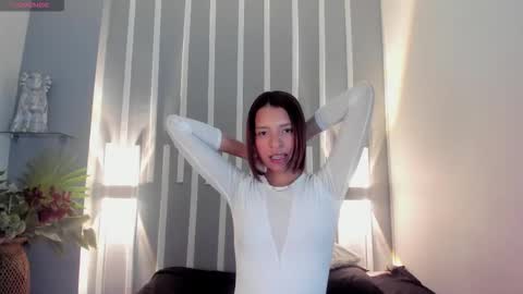 laura_serena online show from 02.10.26
