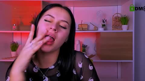 laura_sween online show from 10.26.25