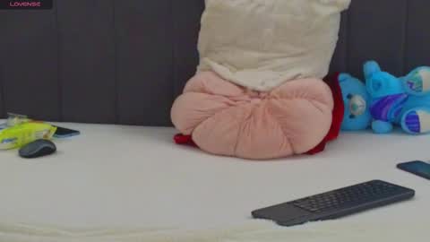 NatalieDelight online show from 03.17.26