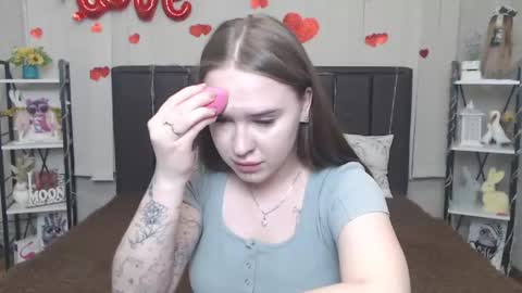 LauraHlot online show from 05.09.26