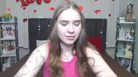 LauraHlot online show from 05.26.26