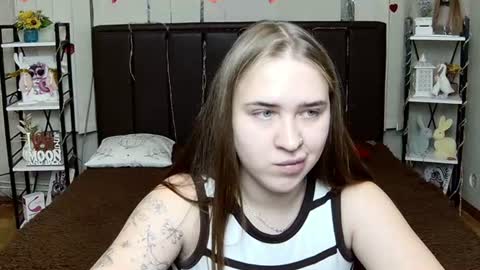LauraHlot online show from 07.29.26