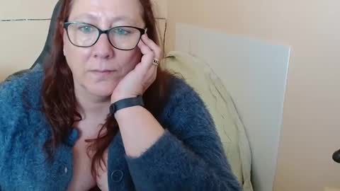 laureanne online show from 02.04.25