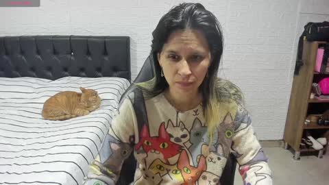 Snapshot of lauren_ashlee chatting on 01.17.25 Lauren Independent model online show from 01.17.25