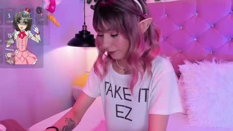 Lauren evans9 online show from 10.18.25