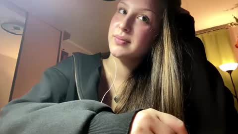 Snapshot of laurenawalt chatting on 07.11.26 laurenawalt online show from 07.11.26