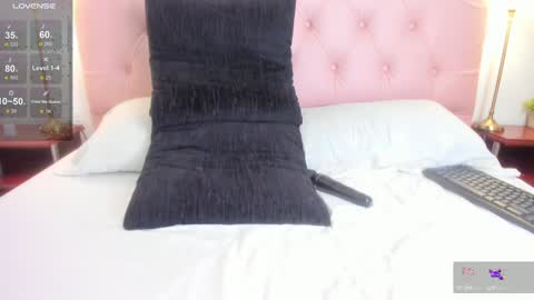 laurenn_smitth online show from 12.26.24