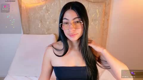 laurenn_smitth online show from 02.20.26