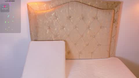 laurenn_smitth online show from 04.06.26