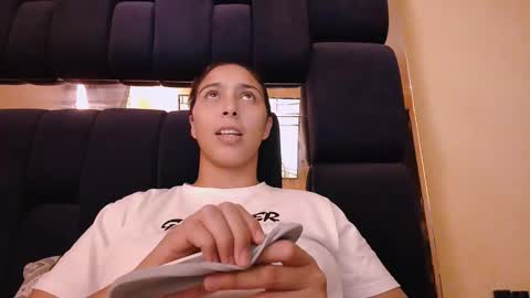 Snapshot of laurent0502 chatting on 02.18.25 Laurent online show from 02.18.25