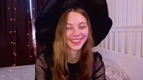 Snapshot of lauricejoto chatting on 06.20.26 Kate online show from 06.20.26