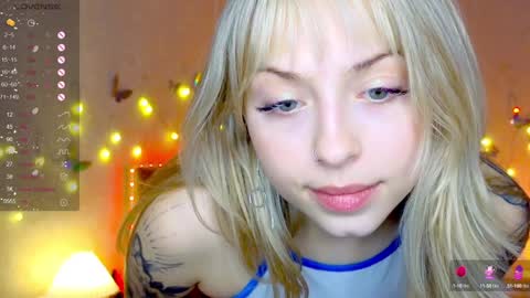 Snapshot of lavenderlav chatting on 01.09.25 Melissa online show from 01.09.25