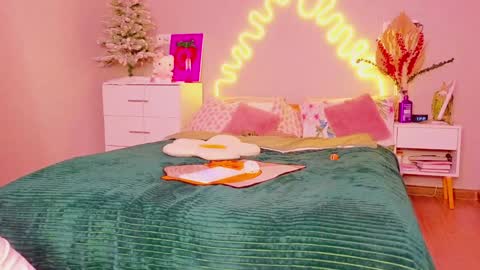 Snapshot of lavenderlav chatting on 01.28.25 Melissa online show from 01.28.25