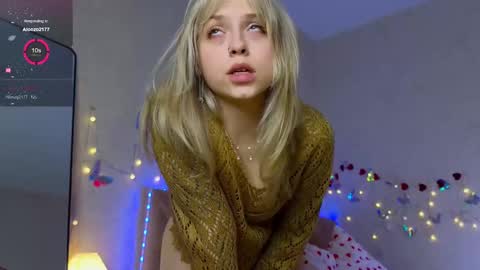 Snapshot of lavenderlav chatting on 02.22.25 Melissa online show from 02.22.25