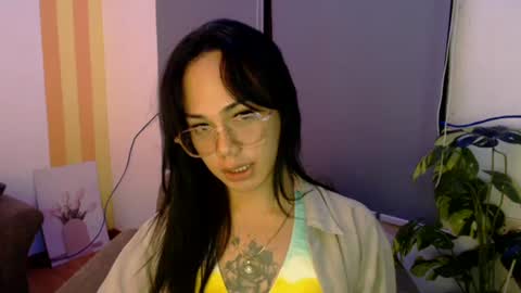 Snapshot of lavendertea_ chatting on 07.04.26 Ask me online show from 07.04.26