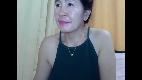 lavine1983 online show from 09.17.25