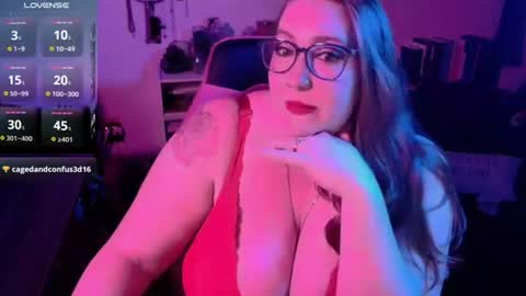 Snapshot of laviniapalmer chatting on 06.21.26 Lavinia Palmer online show from 06.21.26