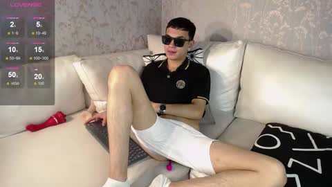 Snapshot of lawford_mike chatting on 12.31.24 Mike online show from 12.31.24