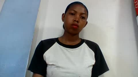 Snapshot of layah157855 chatting on 07.23.26 layah157855 online show from 07.23.26