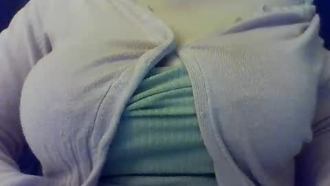 Snapshot of layannalea chatting on 11.06.25 layannalea online show from 11.06.25