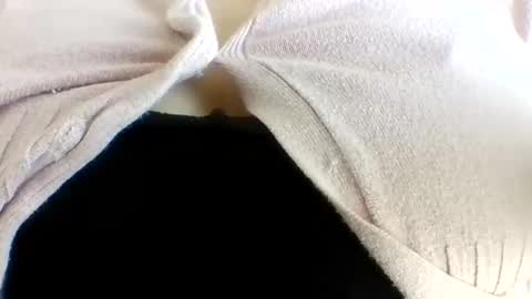layannalea online show from 05.23.26