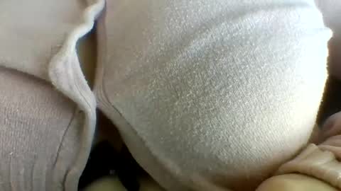 layannalea online show from 07.23.26