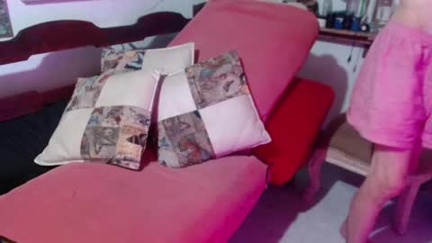 Snapshot of laye19 chatting on 12.03.24 Laye19 online show from 12.03.24