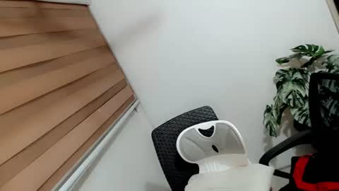 layla47649867 online show from 07.04.26